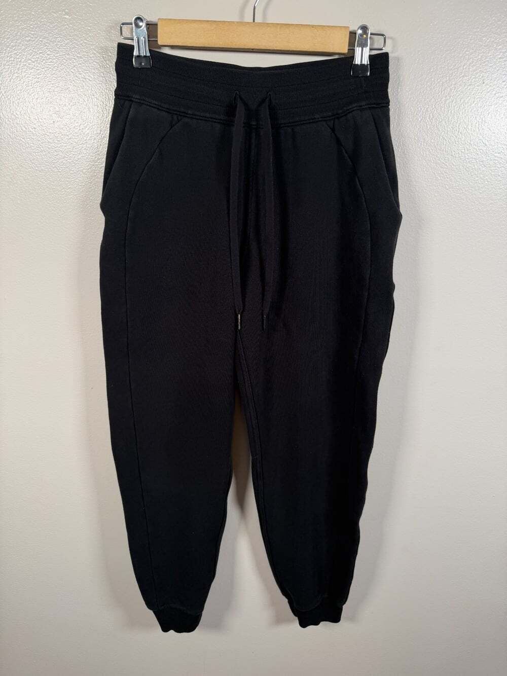 Lululemon Scuba High Rise Jogger Size 4 Black Cotton Terry Sweatpants Lounge